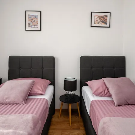 Ivi Apartamento Trogir