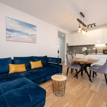 Ivi Apartamento *